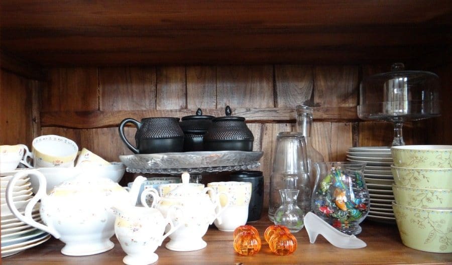 Tips to organize your china cabinet and arrange your china in the most beautiful ways.